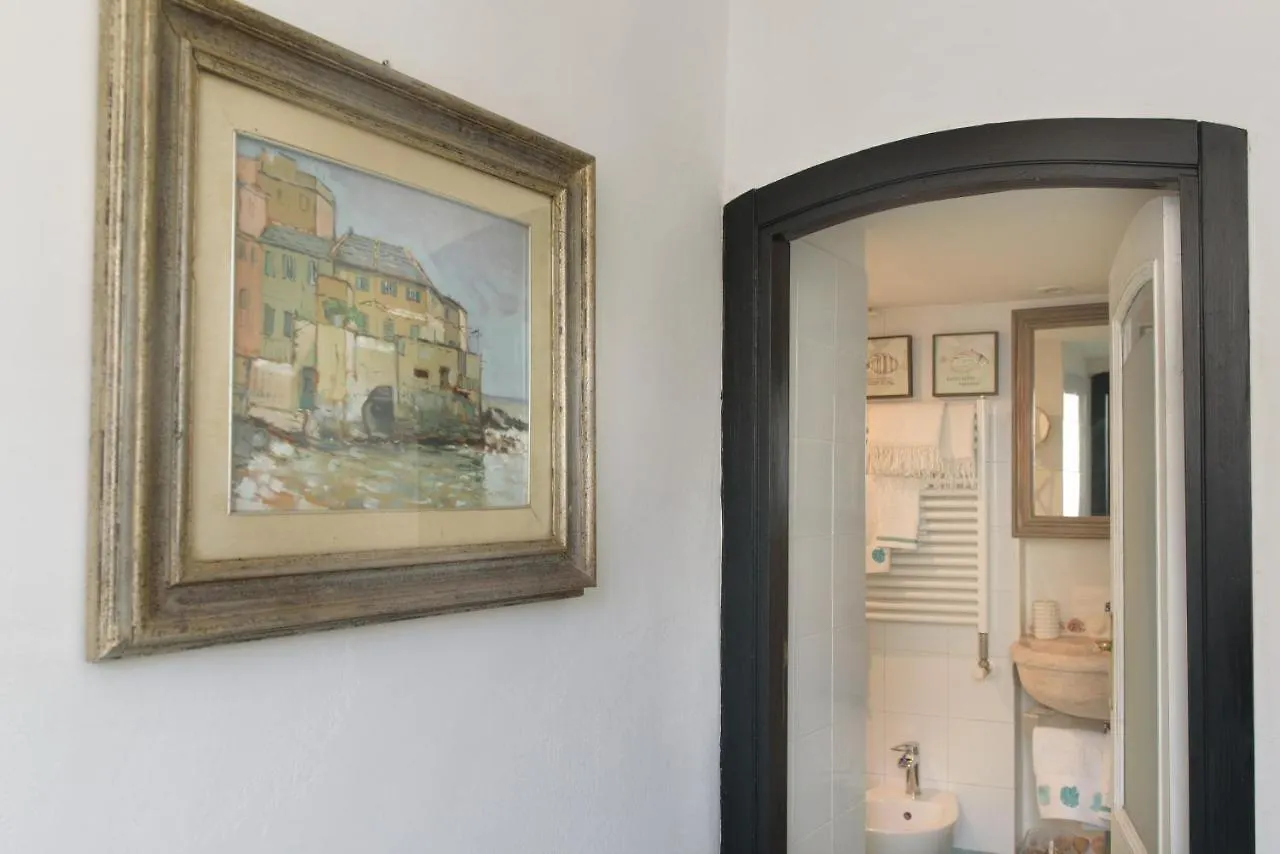 Salsedine Relais Apartment Genoa 0*,